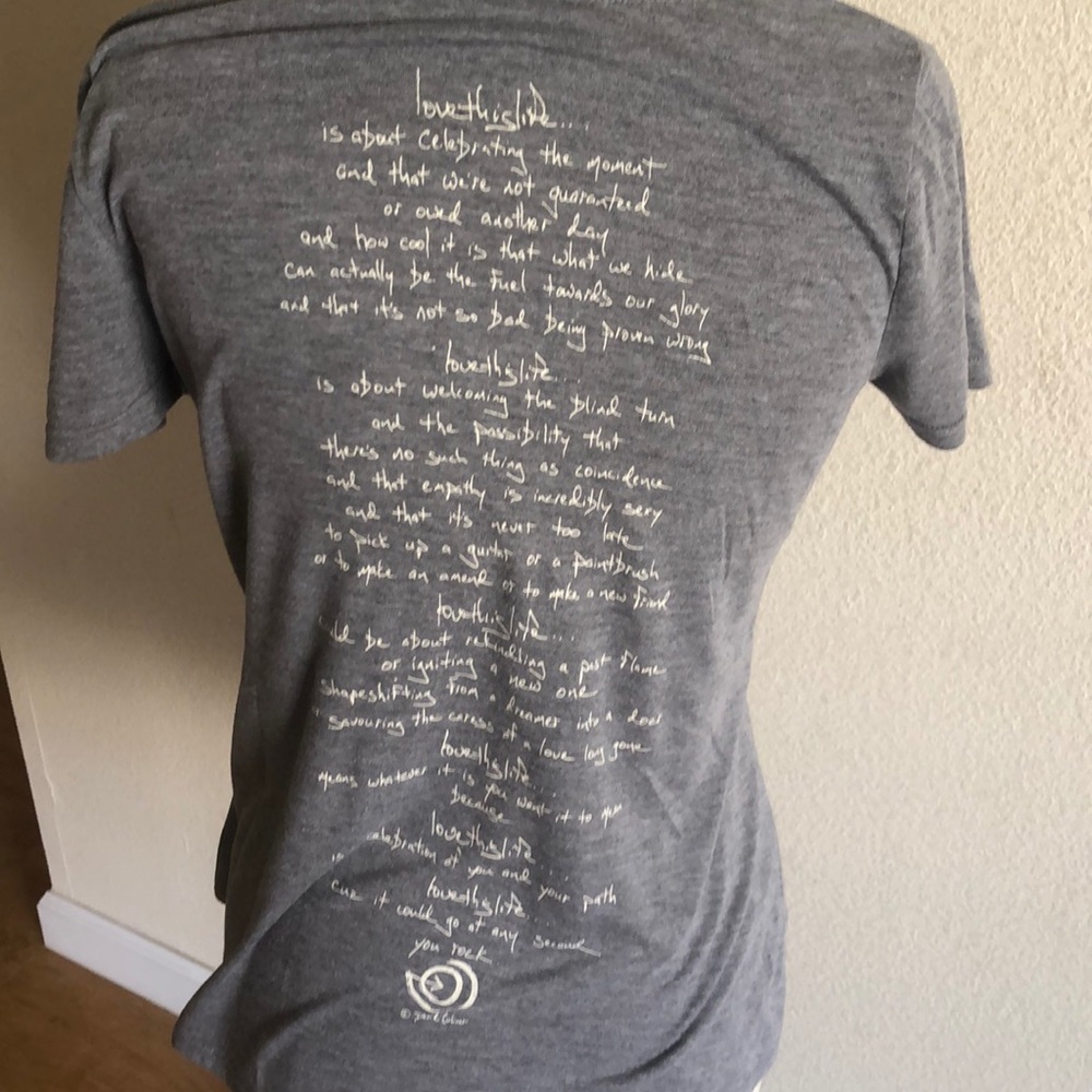 T-shirt - Picture 2 of 2